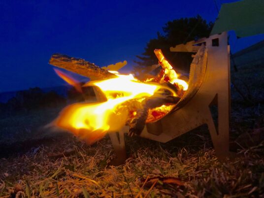 焚き火に癒やされる