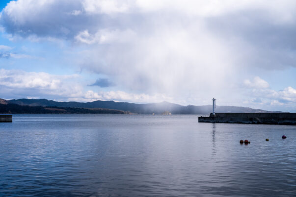 雨？いや雪なのかな