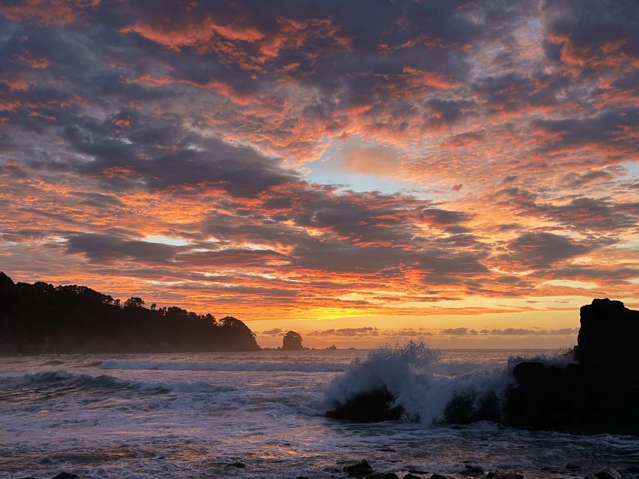 明戸海岸の夜明け