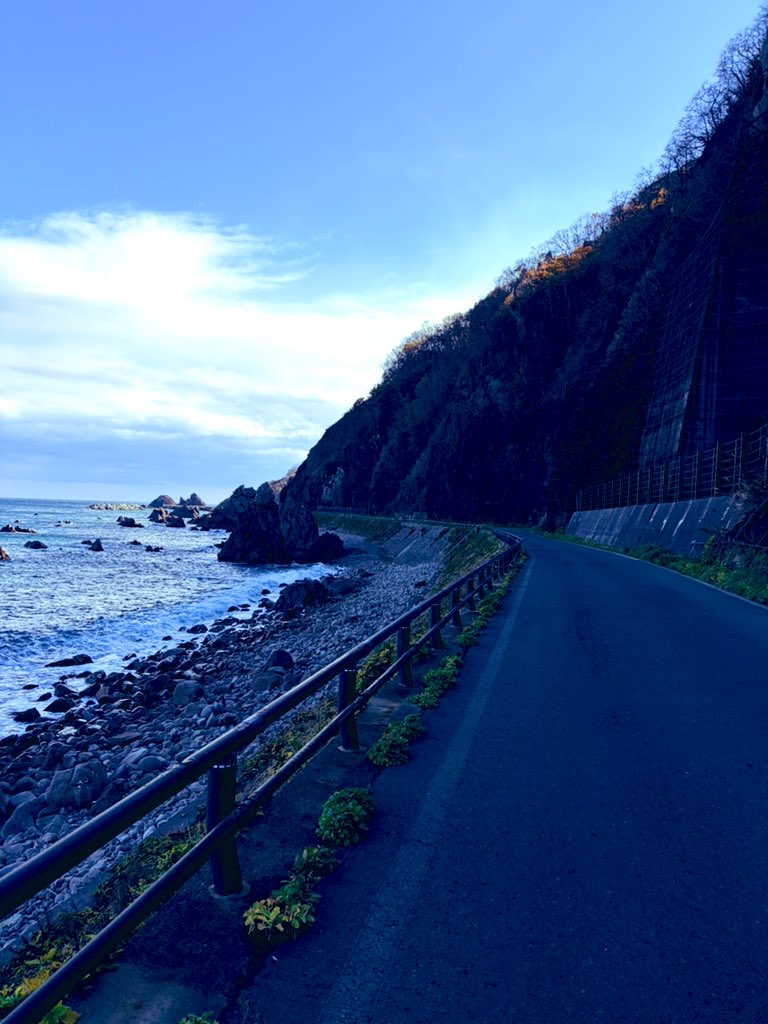 この先に何があるのか