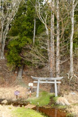 御山への入口
